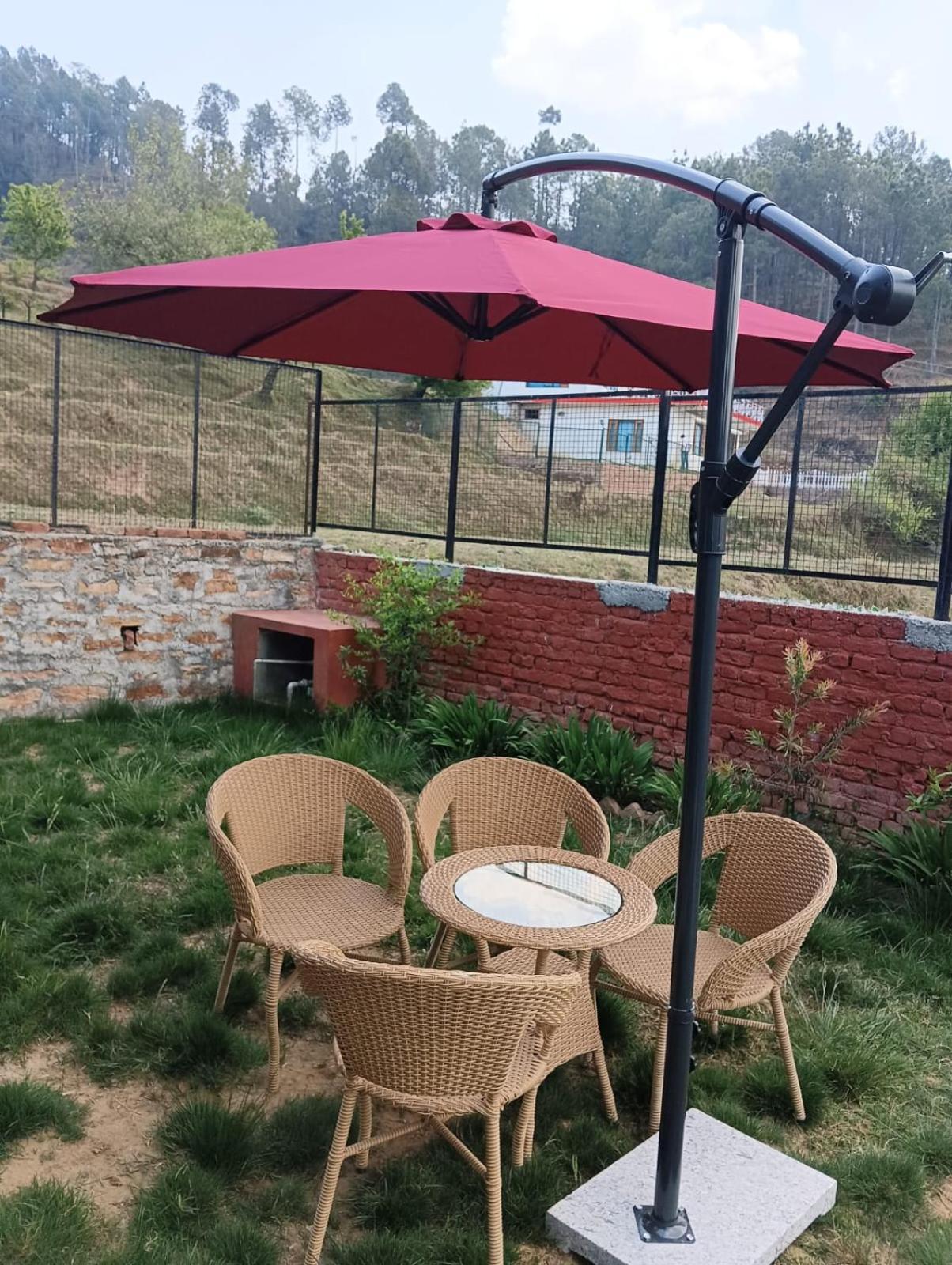 Winter Woods Cottages - 3-Bedroom Homestay Shitlakhet 외부 사진